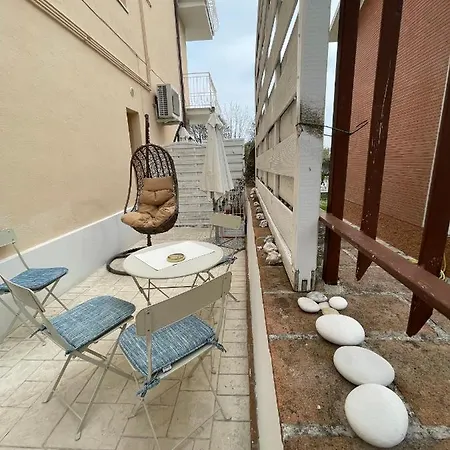 Lagarolina Del Conero 4*