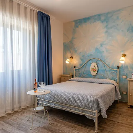 Lagarolina Del Conero 4*