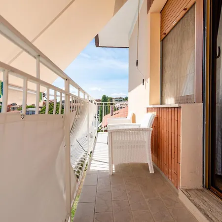 Lagarolina Del Conero Bed & Breakfast 4*